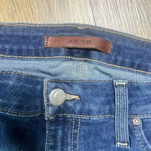 Joe's Flawless Icon Mid Rise Jeans Skinny Distressed Zipper Ankle Raw Hem Sz 26 - Picture 7 of 9